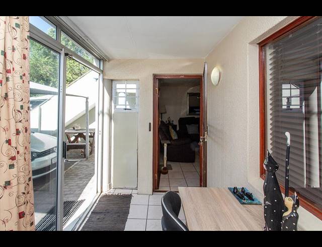 2 BEDROOM APARTMENT FOR SALE IN FERNDALE